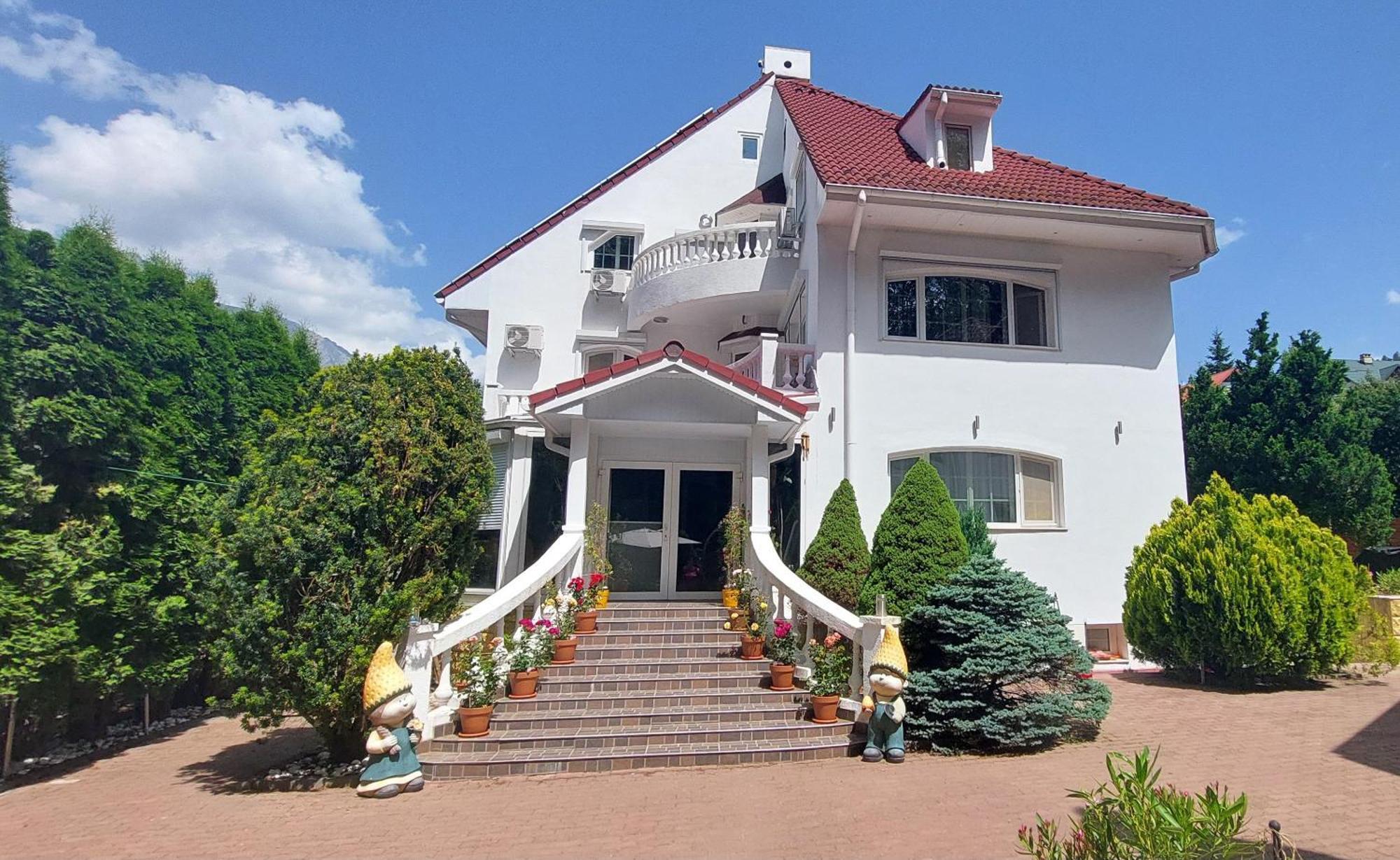 Boutique Hotel Forest Retreat (Adults Only) Buşteni Zewnętrze zdjęcie